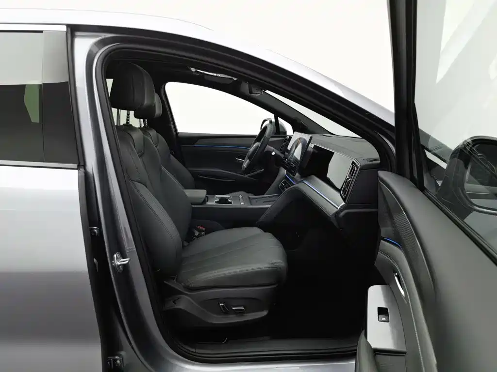 BYD L DM-i — миниатюра 23