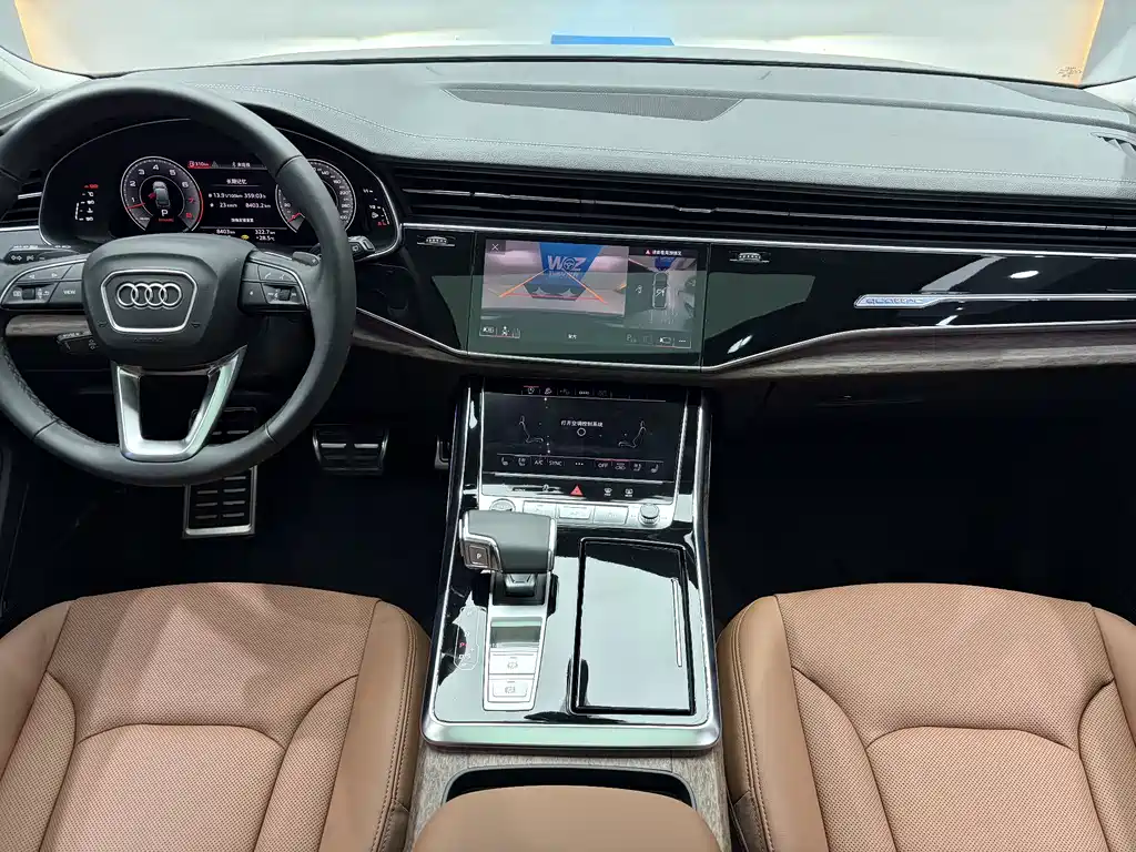 Audi Q7 2023 55 TFSI quattro S line Sport