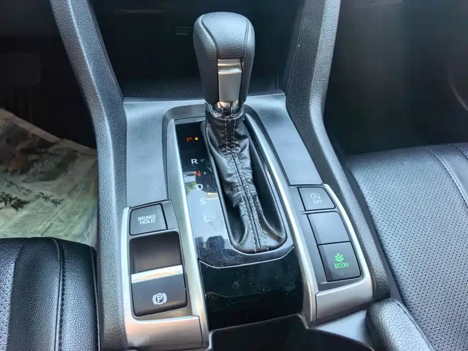 Honda Civic — миниатюра 16