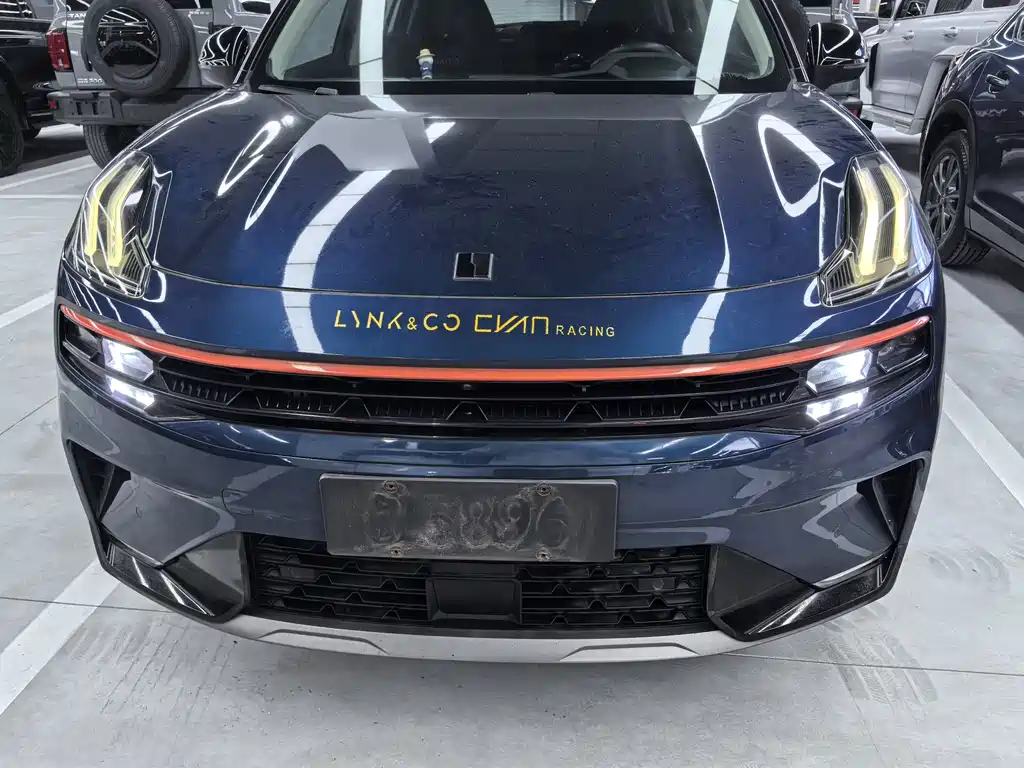 Lynk & Co 06 — миниатюра 2