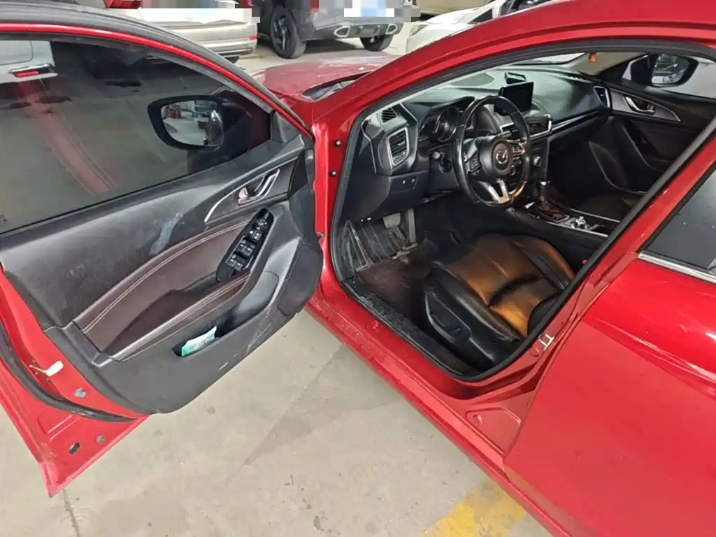 Mazda 3 Axela — миниатюра 16