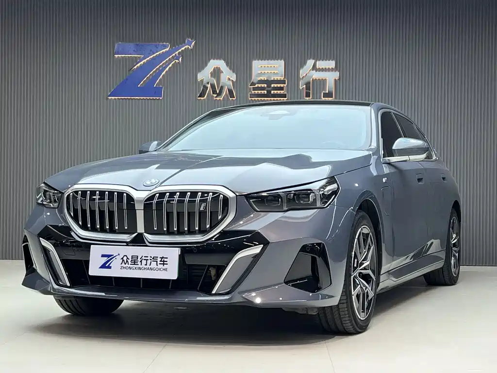 BMW i5