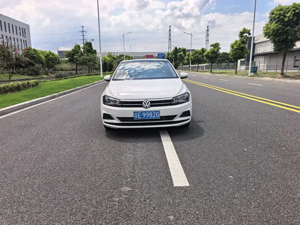 Volkswagen Polo — миниатюра 2