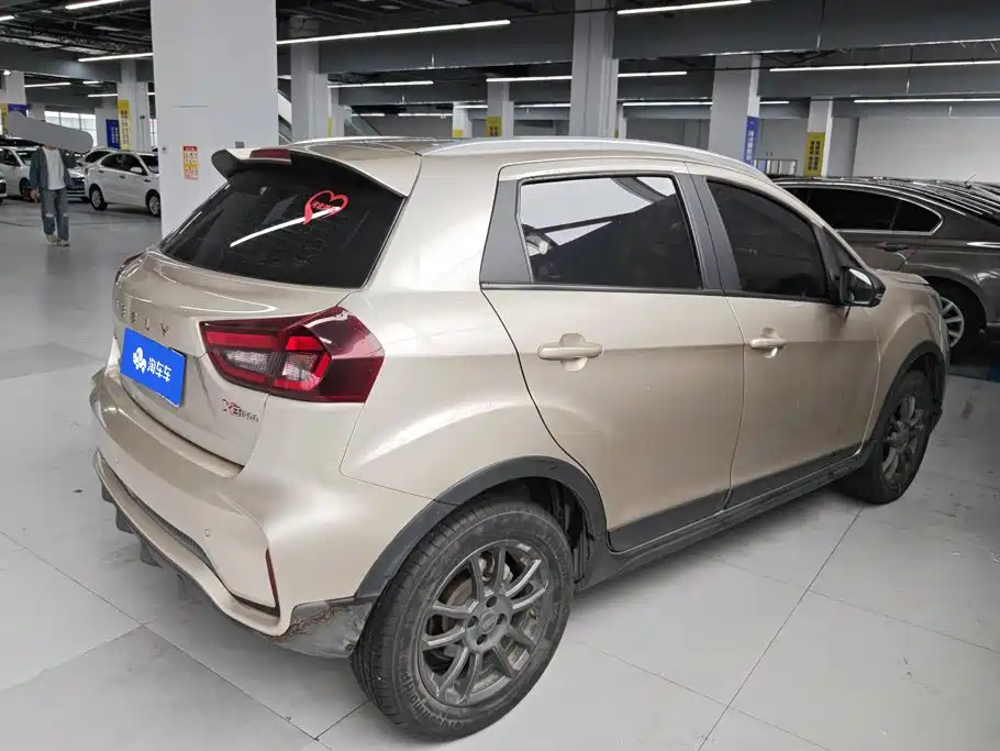 Geely Vision X3 — миниатюра 3