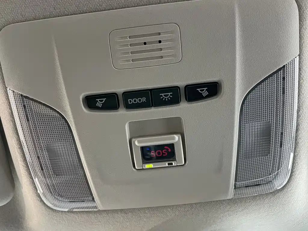 Toyota Corolla — миниатюра 12