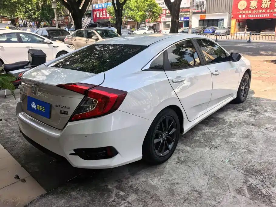 Honda Civic — миниатюра 3