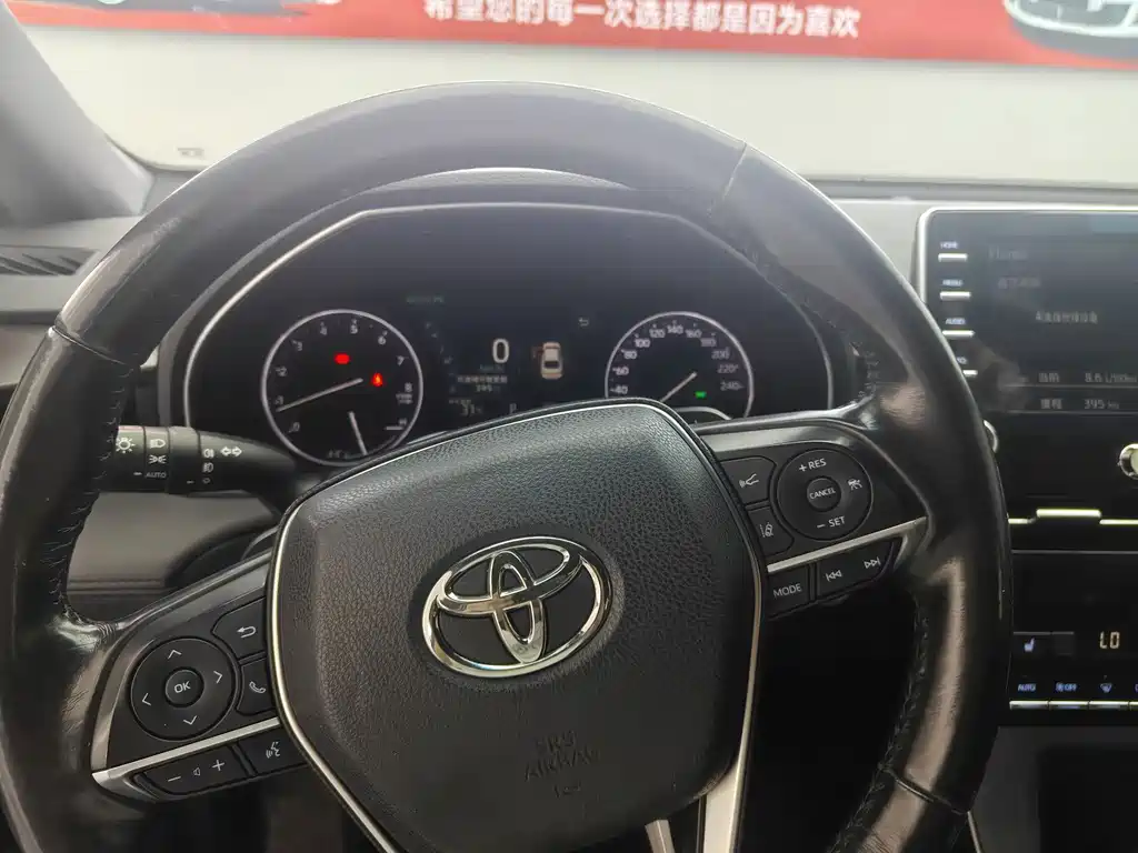 Toyota Avalon — миниатюра 13