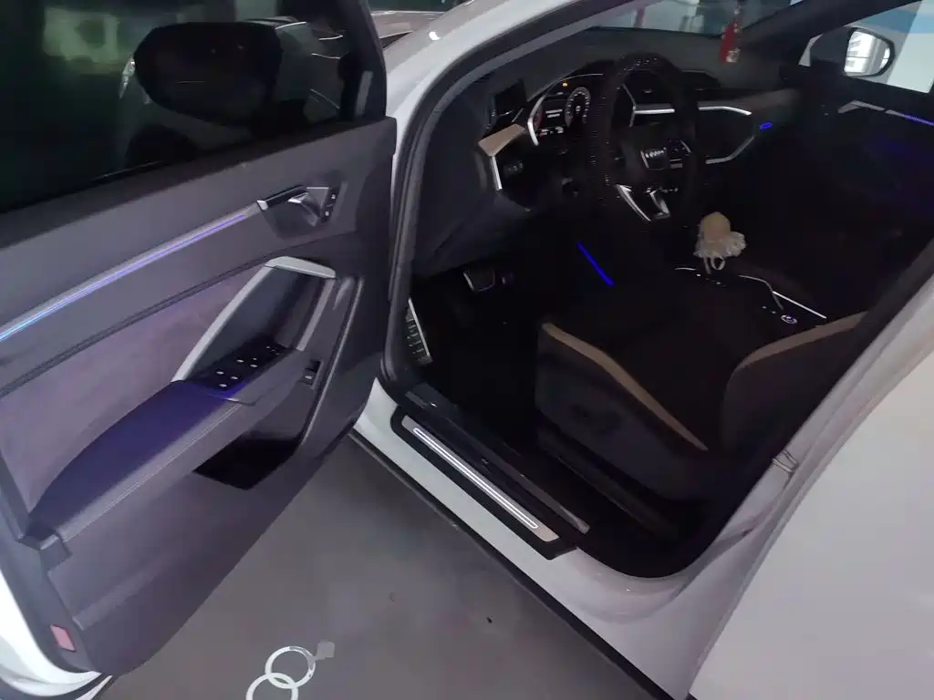 Audi Q3 — миниатюра 17