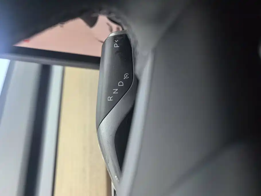 Tesla Model 3 — миниатюра 16