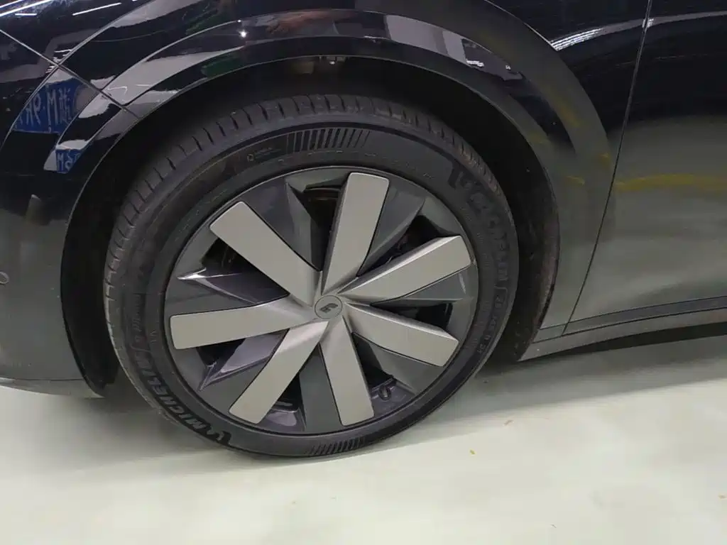 Li Auto Li i8 — миниатюра 23