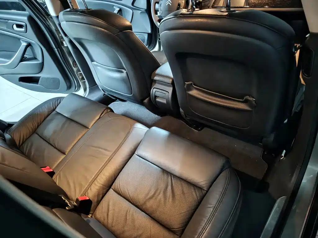 Citroen C5 — миниатюра 10