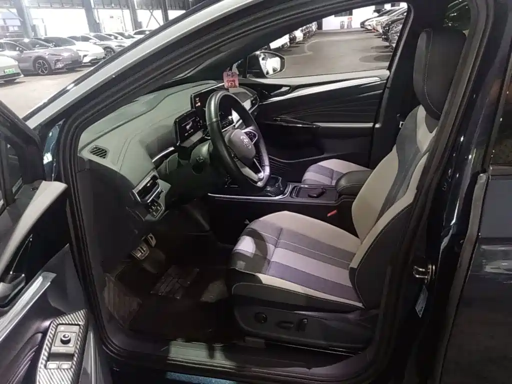 Volkswagen ID.4 Crozz — миниатюра 15