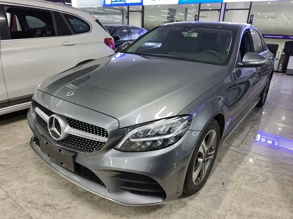 Mercedes-Benz C-Class — миниатюра 2