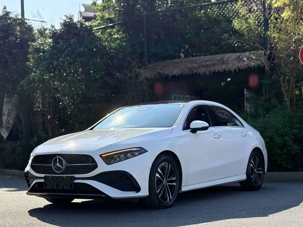 Mercedes-Benz A-Class — миниатюра 2