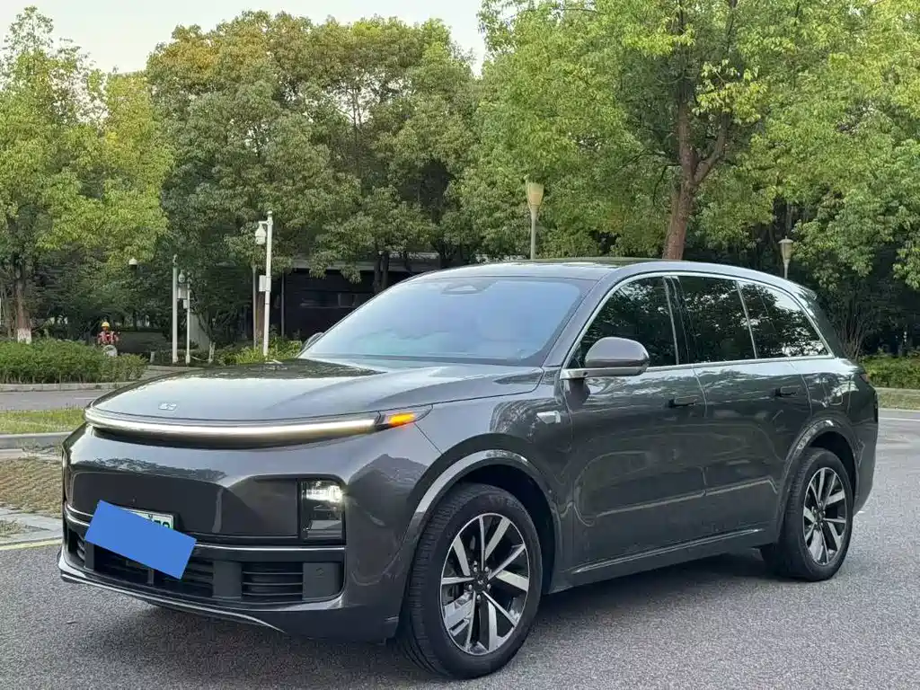 Li Auto Li L8