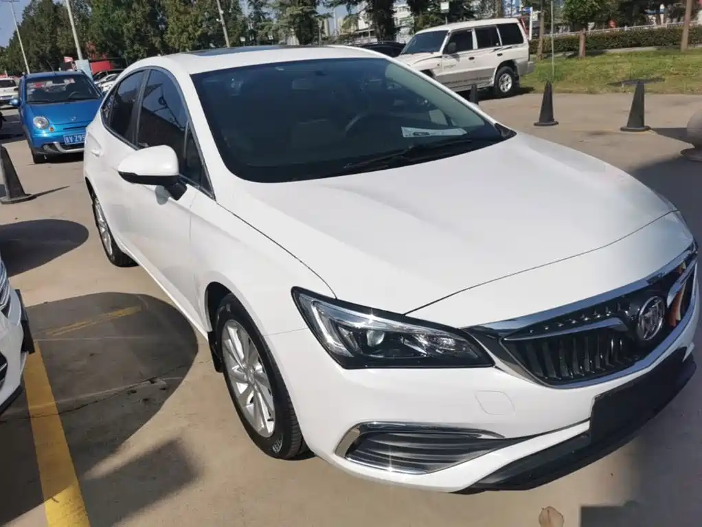 Buick Verano — миниатюра 4
