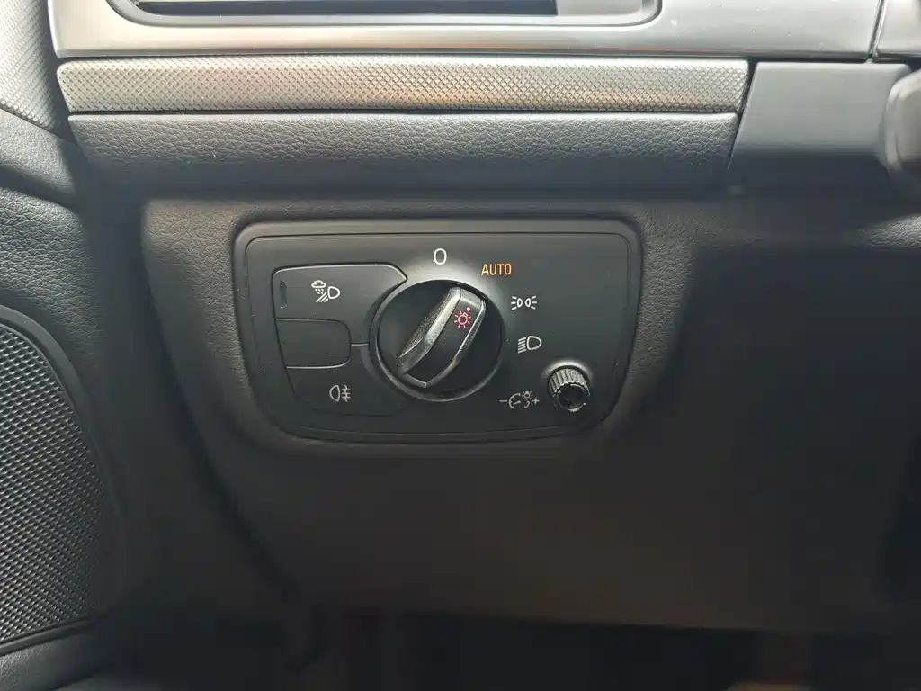 Audi A6L — миниатюра 15
