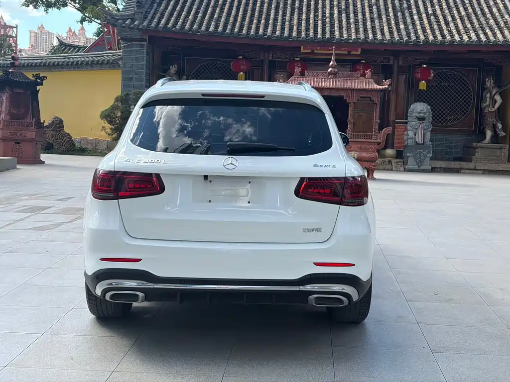 Mercedes-Benz GLC — миниатюра 12