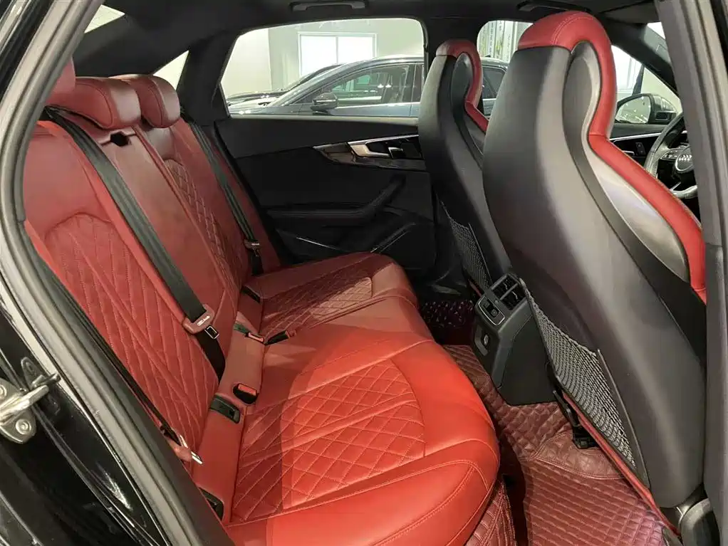 Audi S4 — миниатюра 8