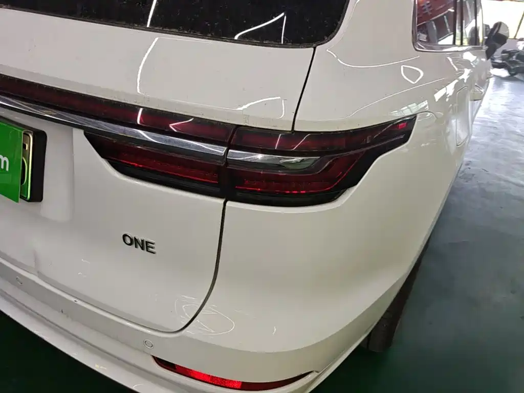 Li Auto ONE 2020 6 мест