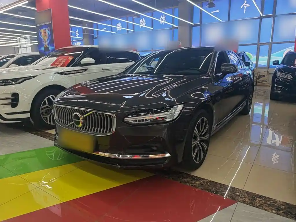 Volvo S90 — миниатюра 2