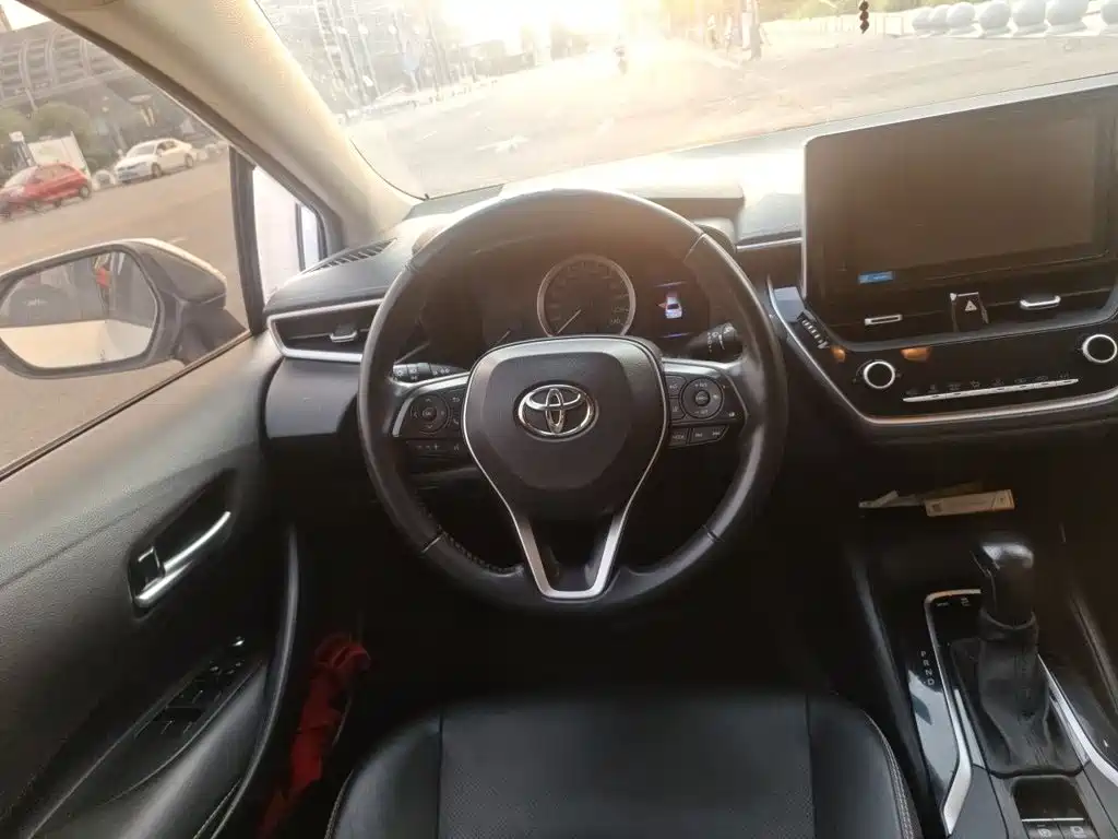 Toyota Corolla — миниатюра 6