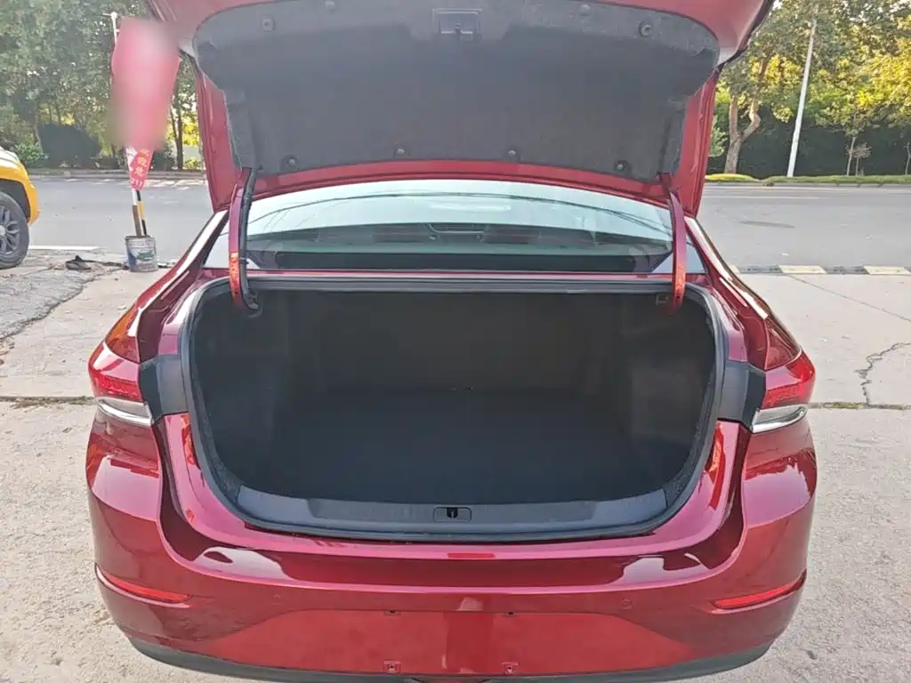 Buick Excelle — миниатюра 19