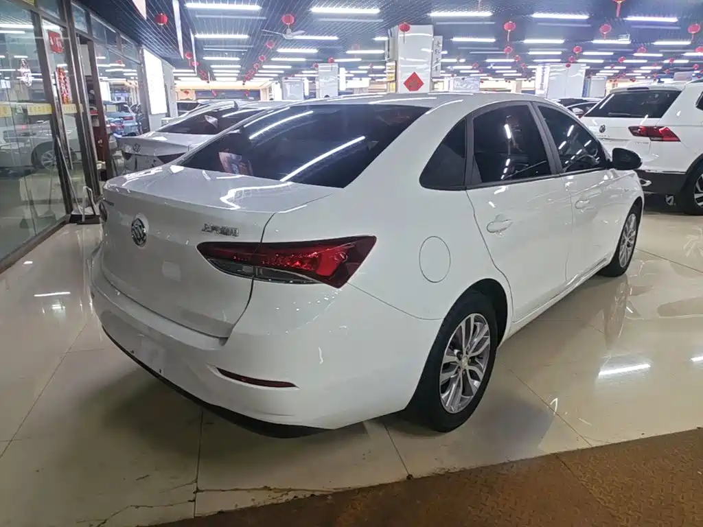 Buick Excelle — миниатюра 7