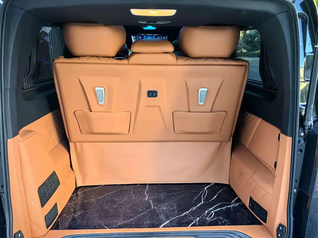 Mercedes-Benz Vito — миниатюра 6
