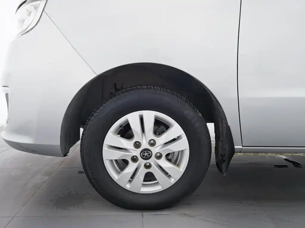 JAC Refine Refine M3 — миниатюра 13