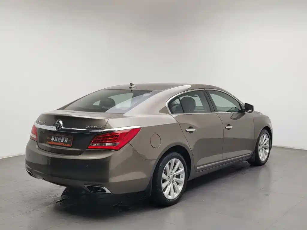 Buick LaCrosse — миниатюра 2