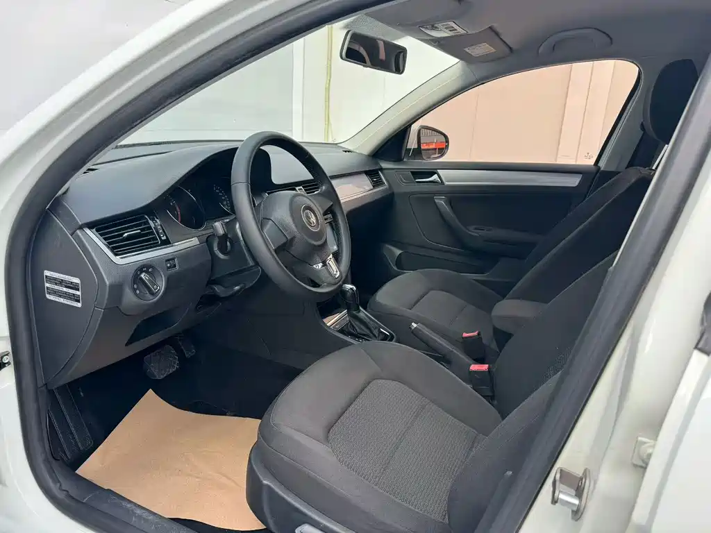 Volkswagen Bora — миниатюра 6