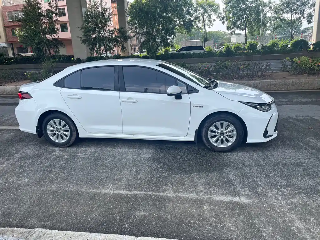 Toyota Corolla — миниатюра 4