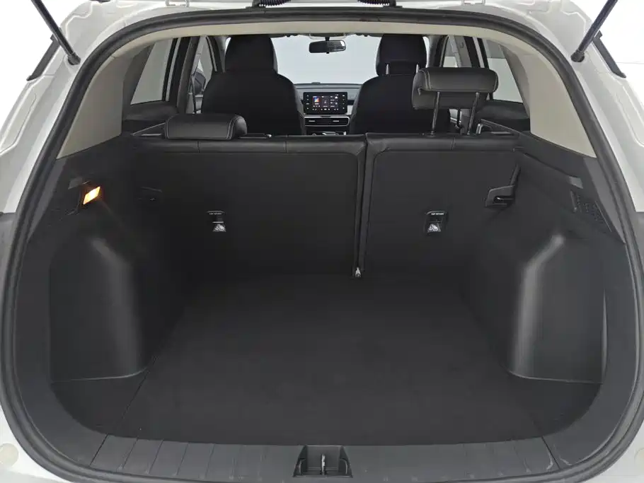 Geely Binyue — миниатюра 4