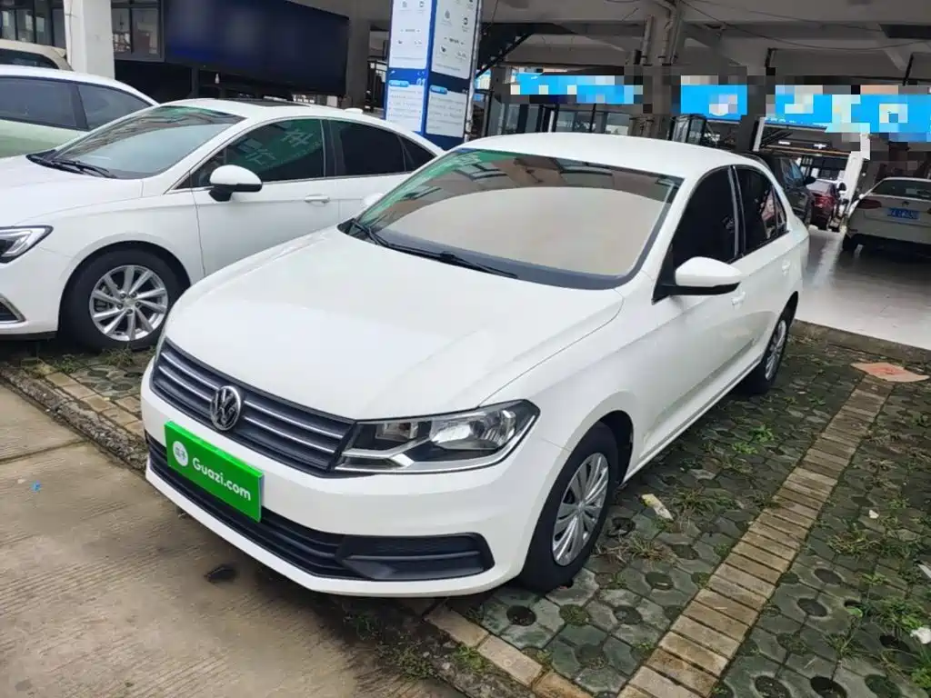 Volkswagen Santana — миниатюра 2