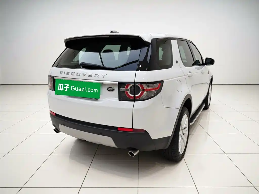 Land Rover Discovery Sport — миниатюра 6