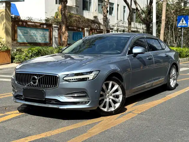 VOLVO S90 2018