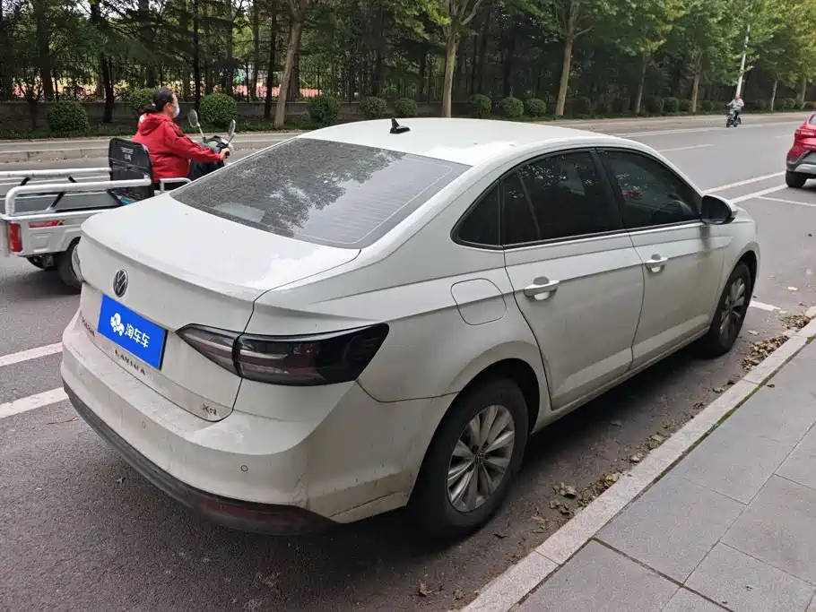 Volkswagen Lavida — миниатюра 3