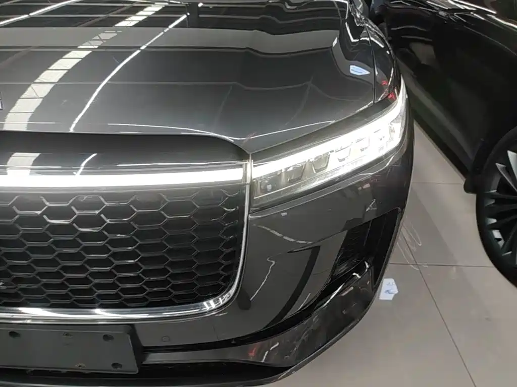 Li Auto Li ONE — миниатюра 24