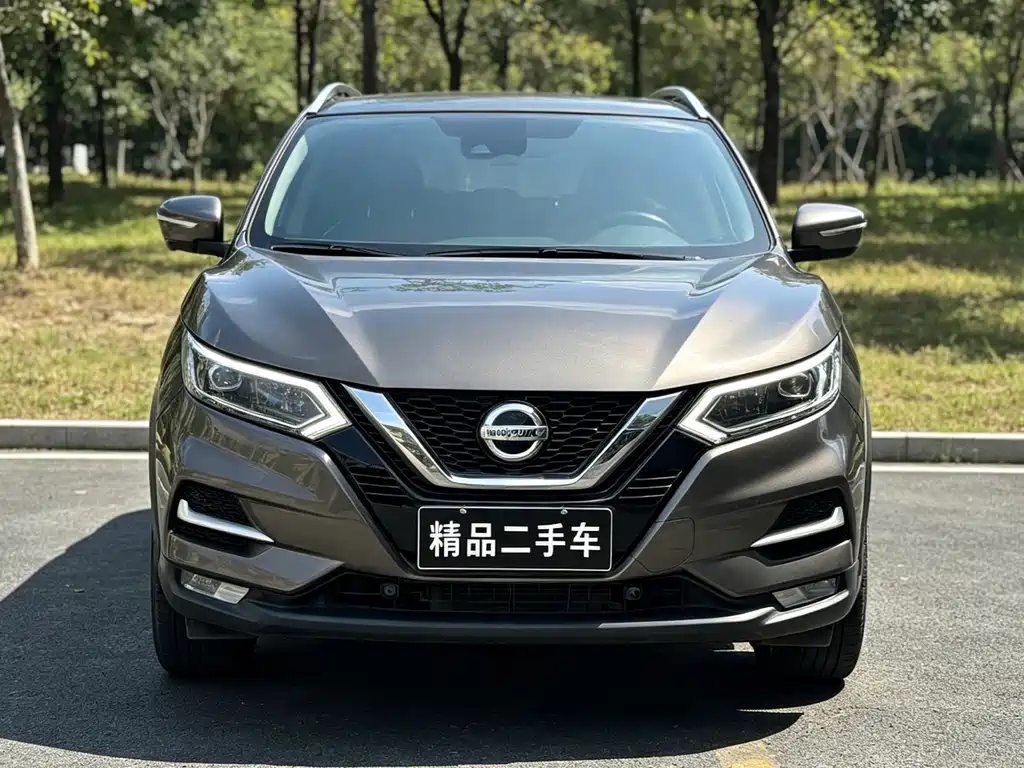 Nissan Qashqai — миниатюра 9