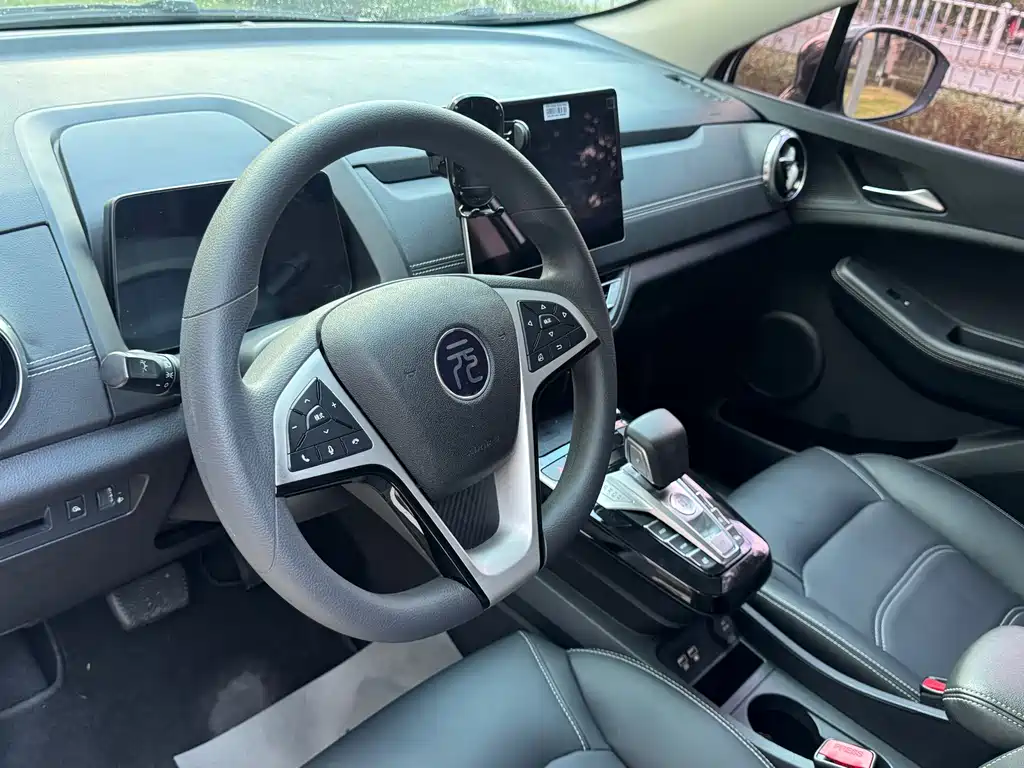 BYD Yuan EV — миниатюра 11