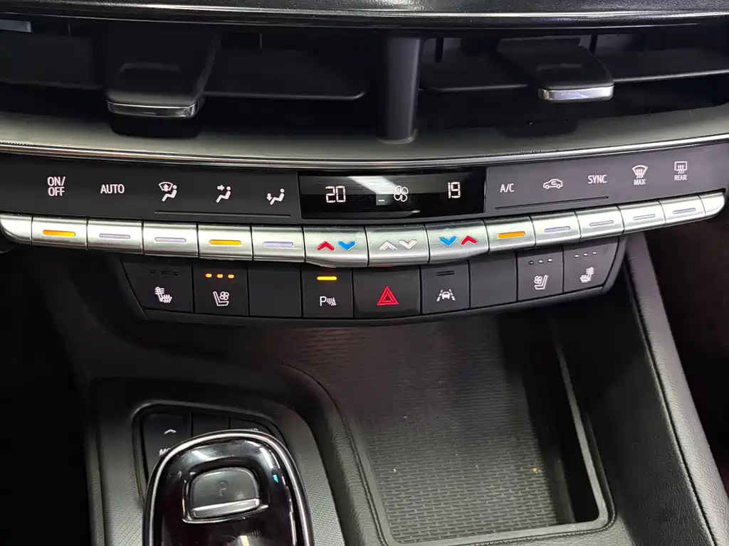Cadillac CT5 — миниатюра 14