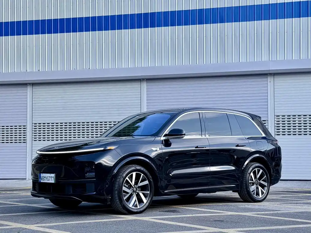 Li Auto Li L8 2023