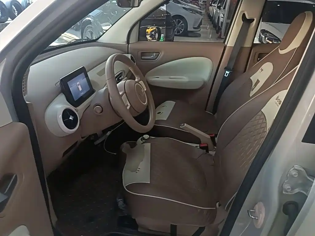 Wuling MINIEV — миниатюра 15