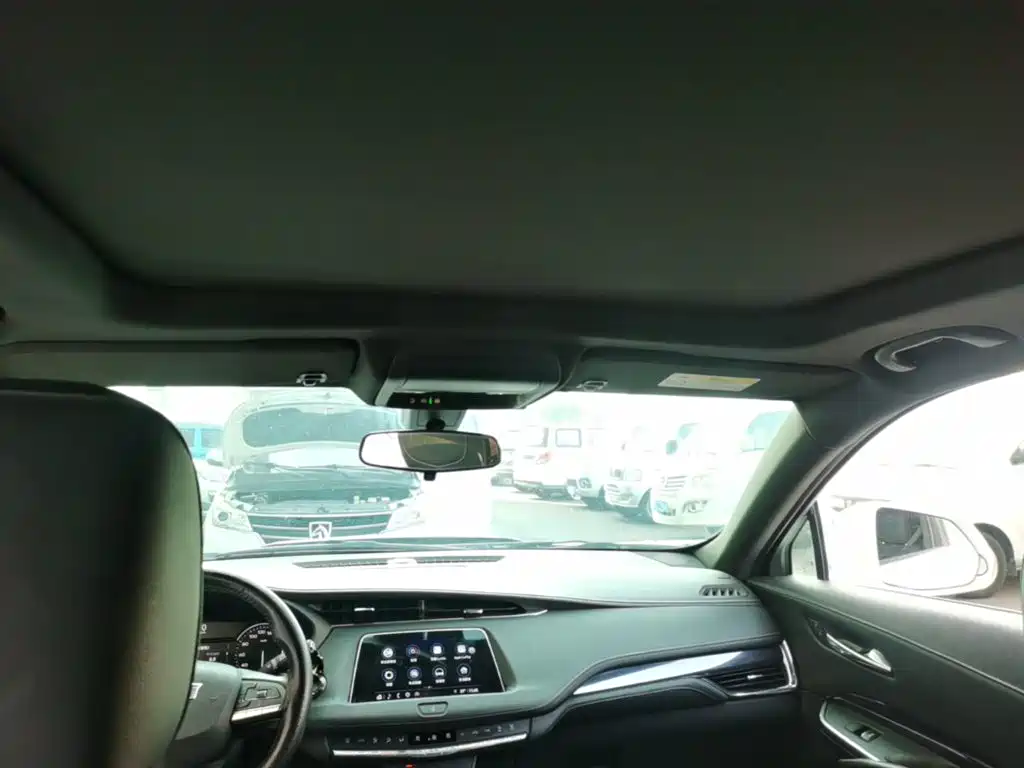 Cadillac XT4 — миниатюра 18