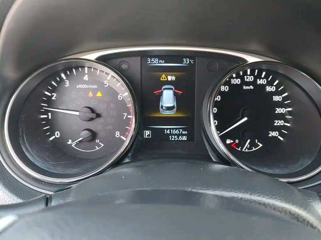 Nissan X-Trail — миниатюра 12