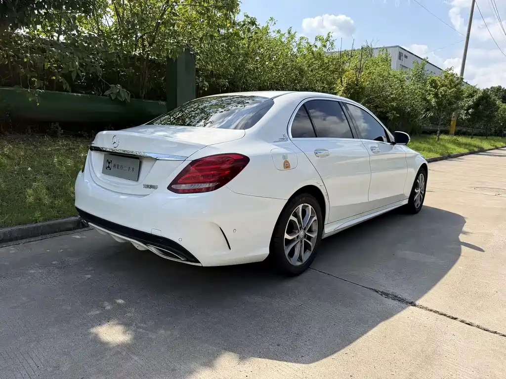 Mercedes-Benz C-Class — миниатюра 19
