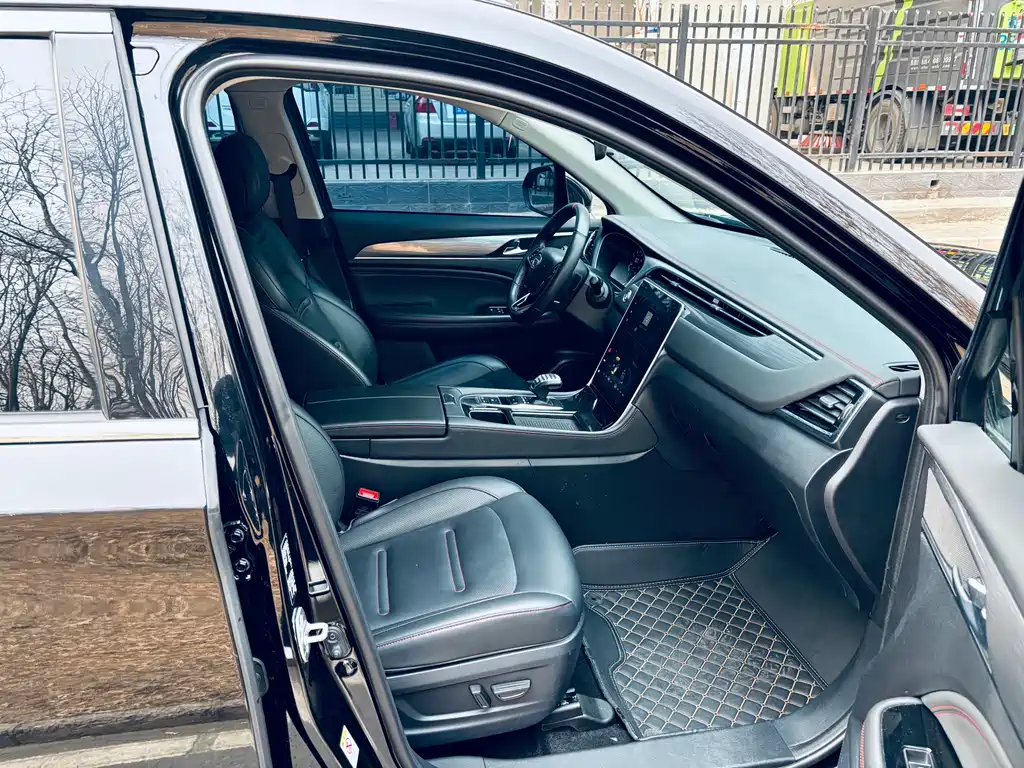 GAC TRUMPCHI GS4 PLUS