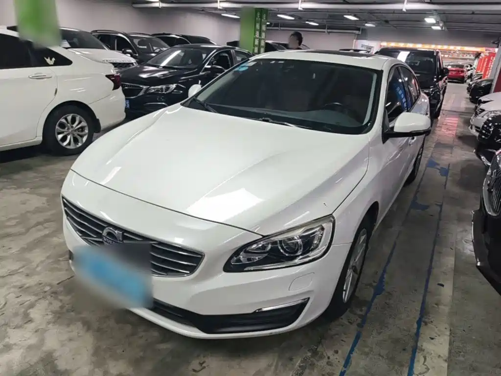 Volvo S60 — миниатюра 2