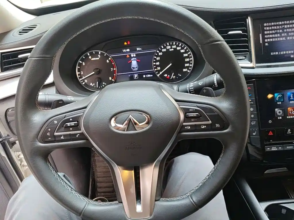 Infiniti QX50 — миниатюра 11